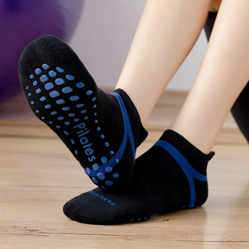 Yoga socks anti-slip – The Movements of Life