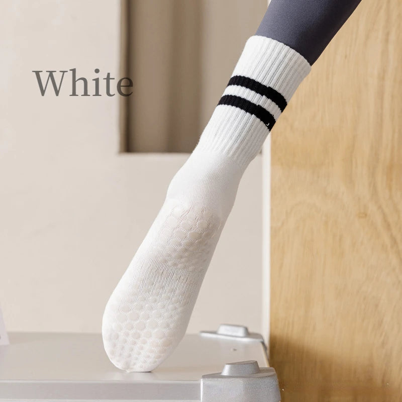 Non-slip yoga socks