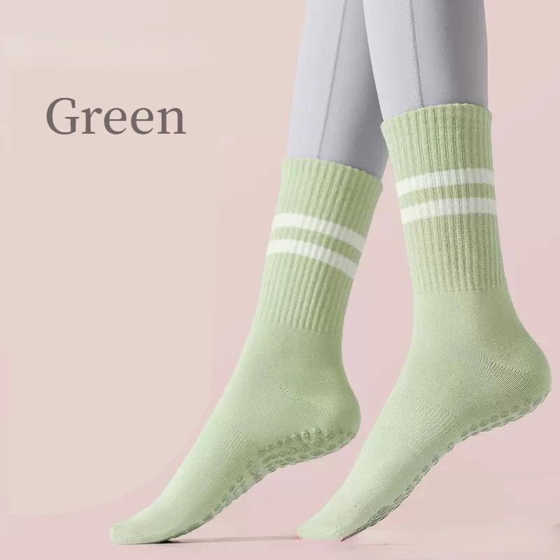 Non-slip yoga socks